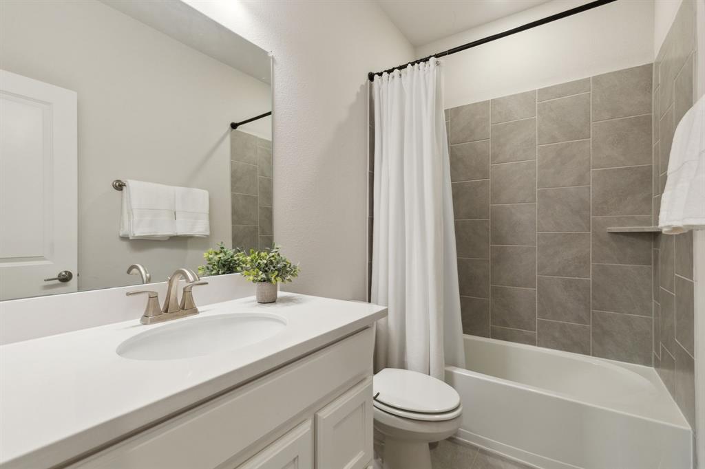 8778 Happy Hollow Drive Property Photo 26
