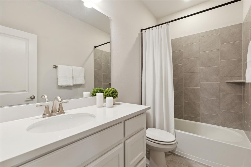 8778 Happy Hollow Drive Property Photo 28