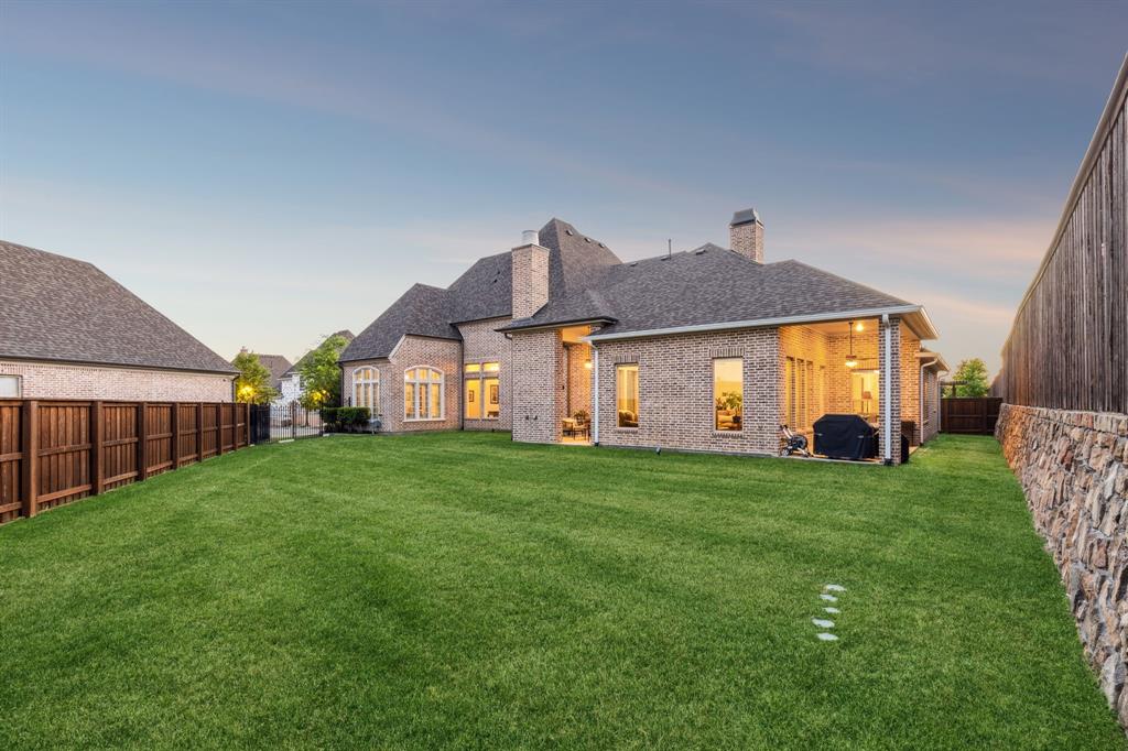 8778 Happy Hollow Drive Property Photo 35