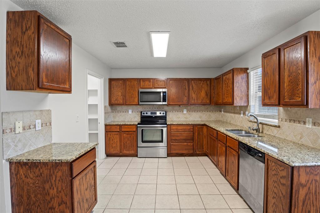 4607 Green Meadow Drive Property Photo 3