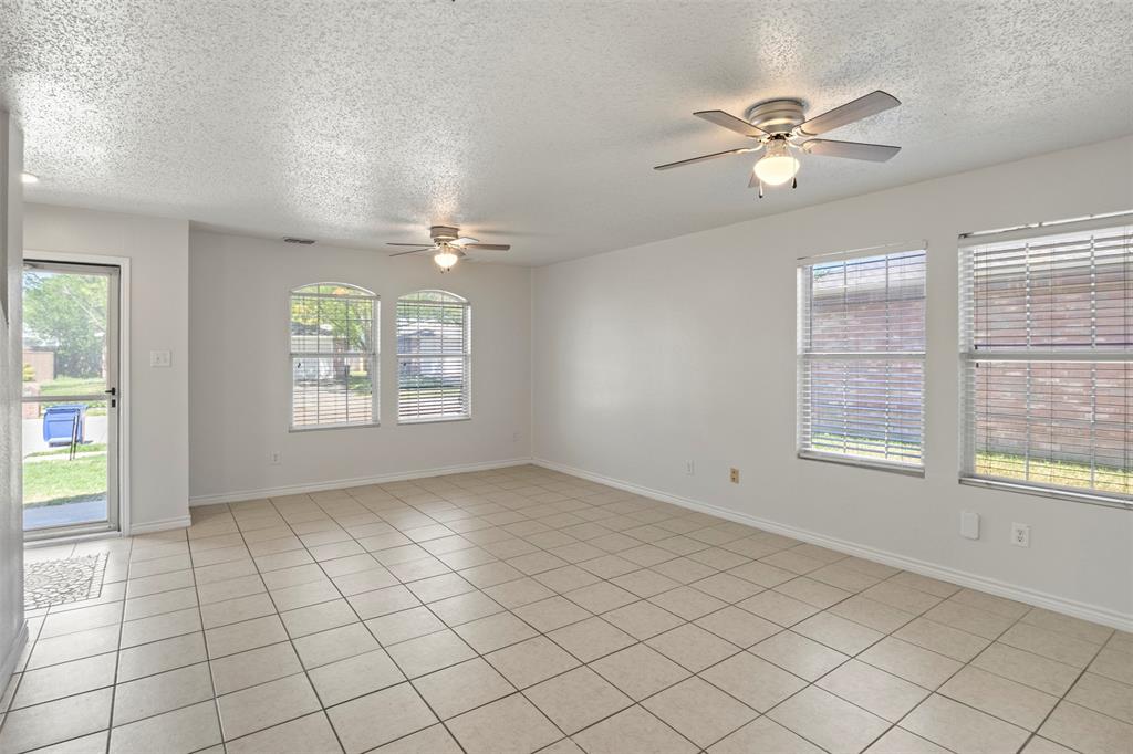 4607 Green Meadow Drive Property Photo 6