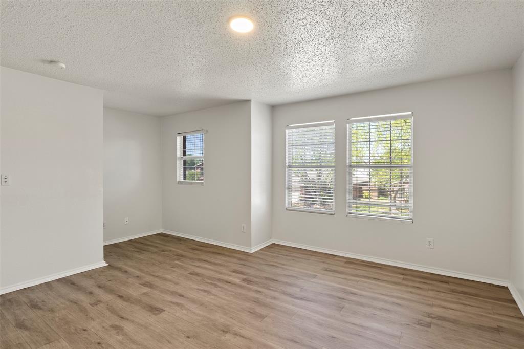 4607 Green Meadow Drive Property Photo 12