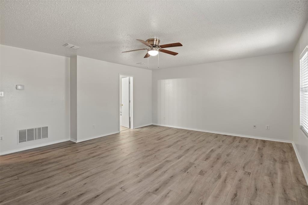 4607 Green Meadow Drive Property Photo 16