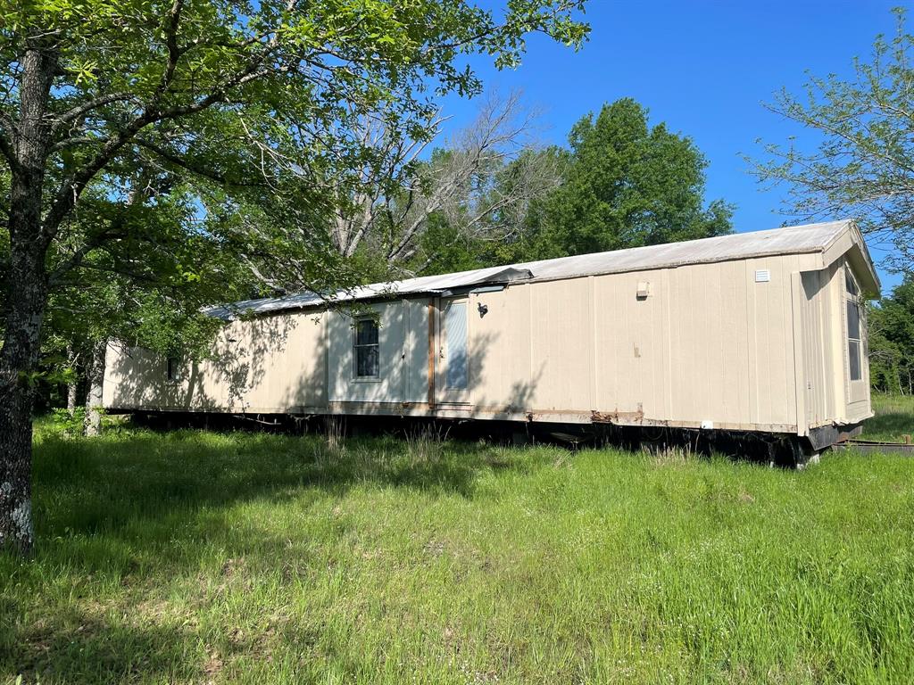 28218 West Oak Ridge Road Property Photo