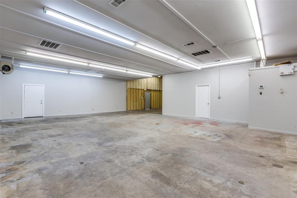 1303 N Church Street Property Photo 9