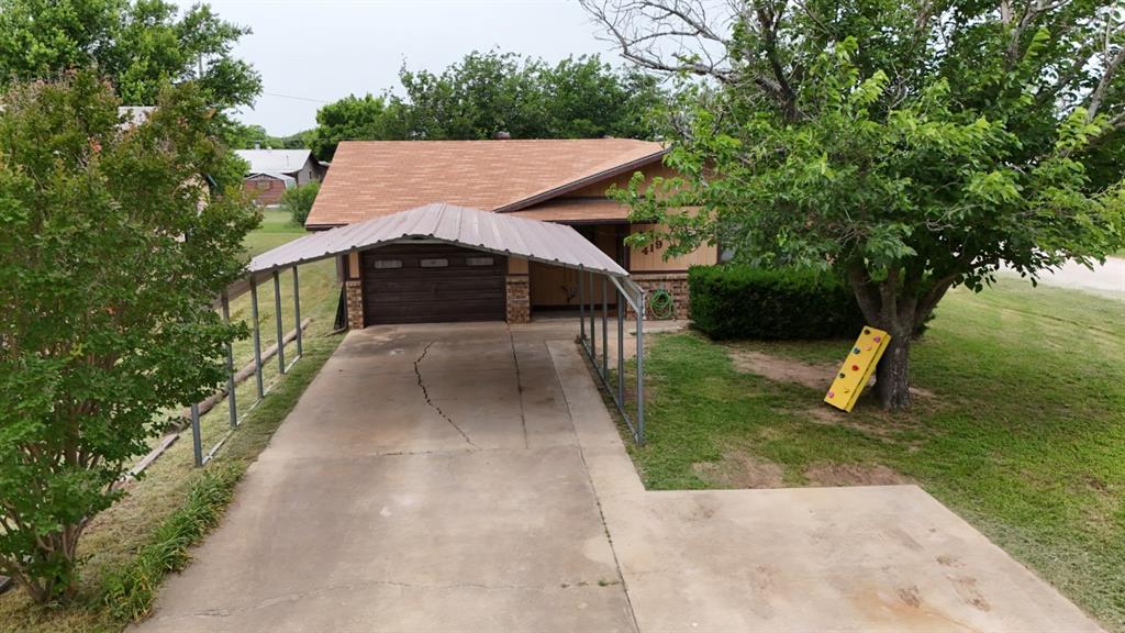 419 Travis Street Property Photo