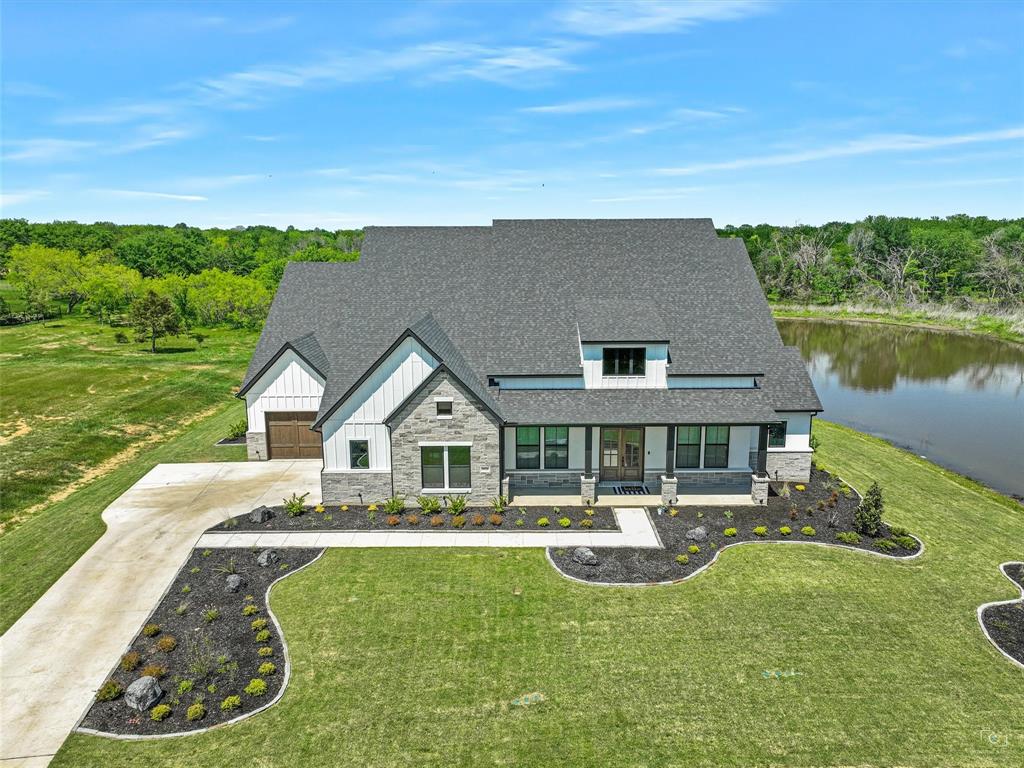 1026 Willow Point Property Photo