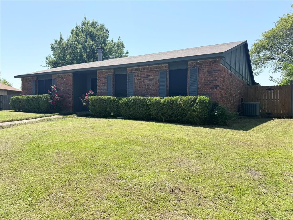 320 Boxwood Drive Property Photo