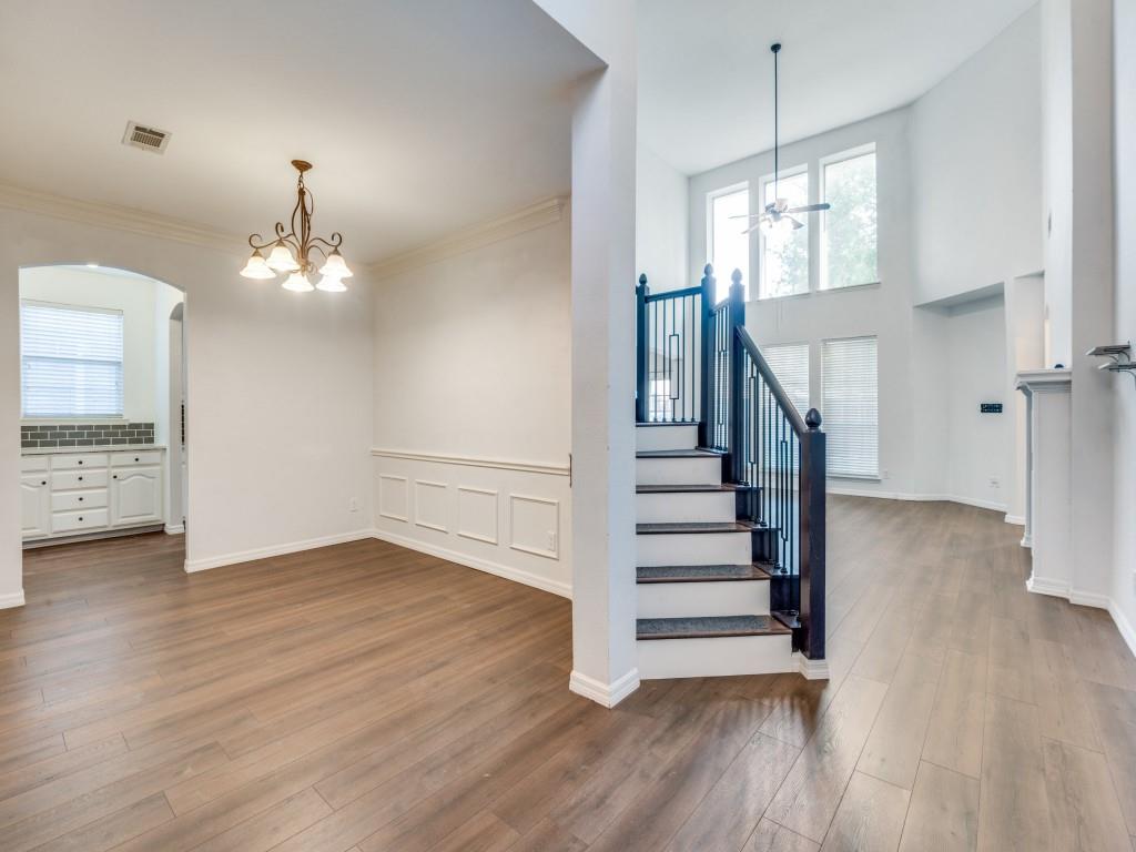 8013 White Stallion Trail Property Photo 5