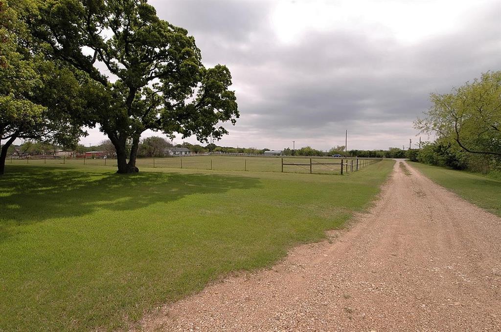 419 Fm 407 Property Photo 7