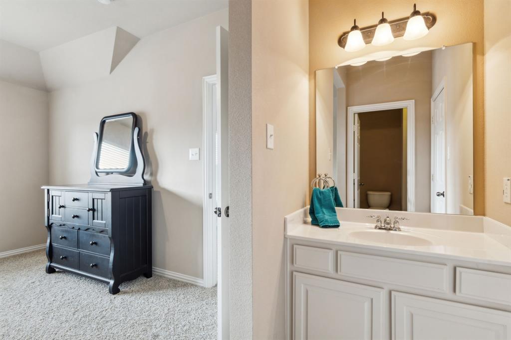 1306 Andrew Court Property Photo 32