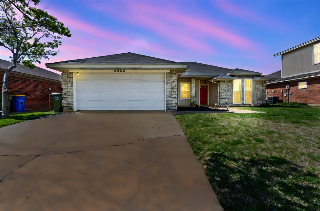 6340 N Park Drive Property Photo