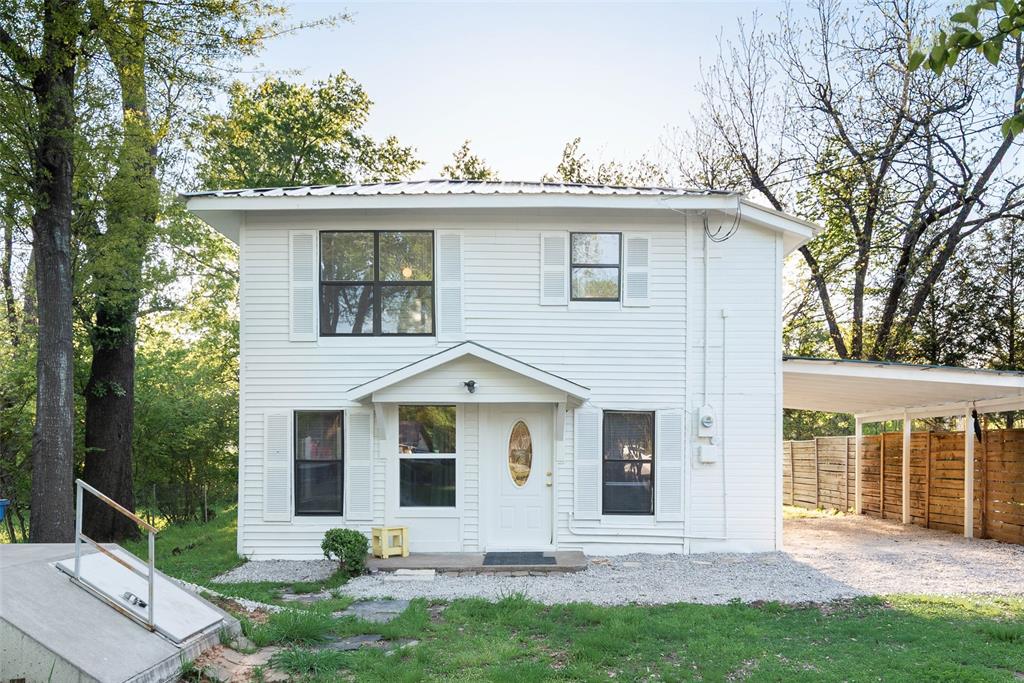 313 N Oleander Street Property Photo 1