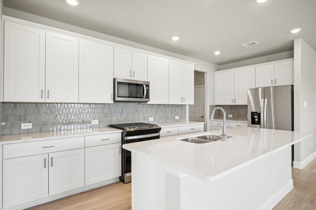 6644 Stone Elm Lane Property Photo