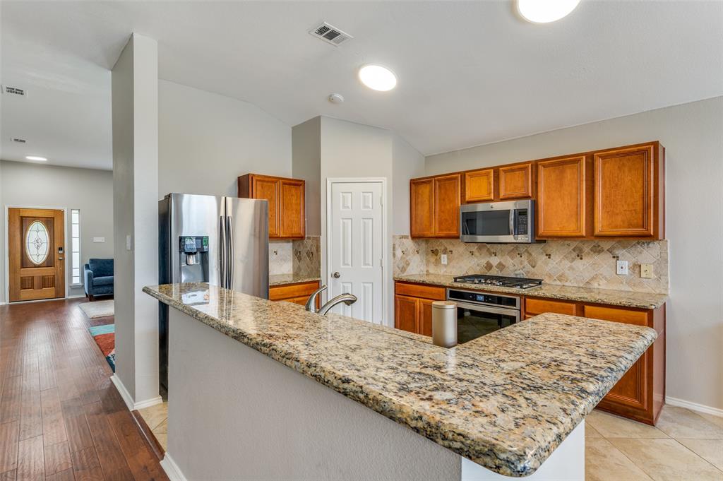 9308 Yorktown Street Property Photo 12