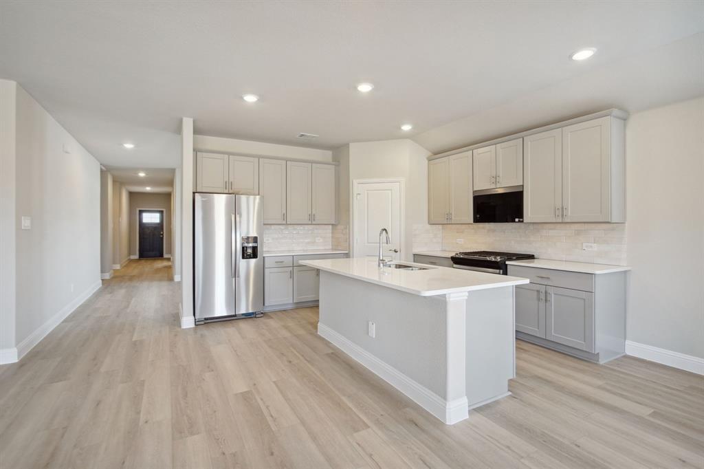 6652 Stone Elm Lane Property Photo