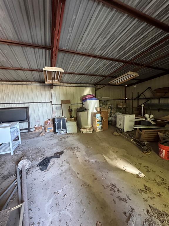 321 N Interstate 35 Road Property Photo 10