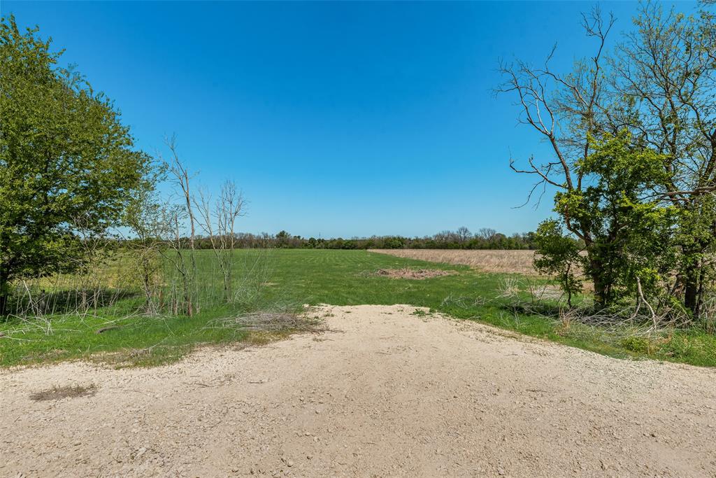 13000 Chalk Mountain Highway Property Photo 5