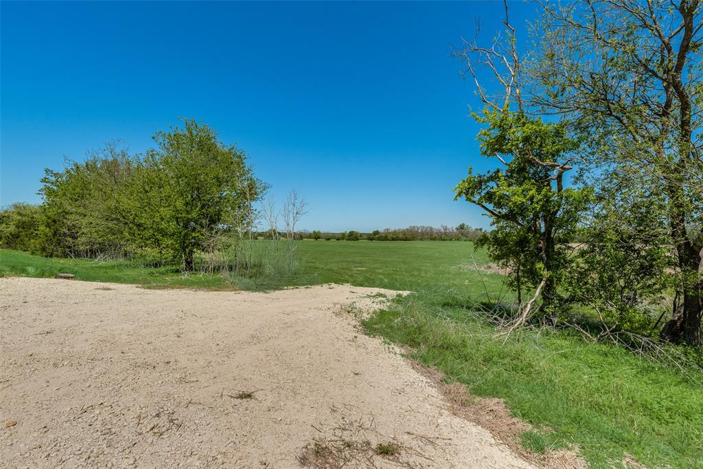 13000 Chalk Mountain Highway Property Photo 6