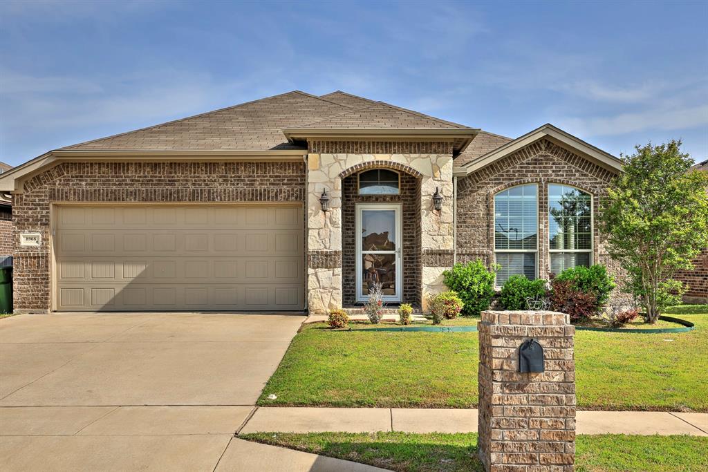 8908 Sunset Court Property Photo