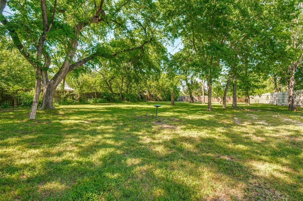 411 E Ross Street Property Photo 4