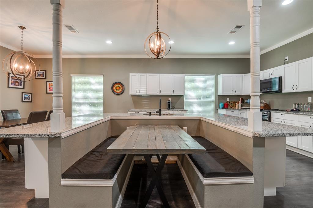 411 E Ross Street Property Photo 7