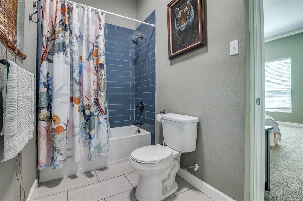 411 E Ross Street Property Photo 17