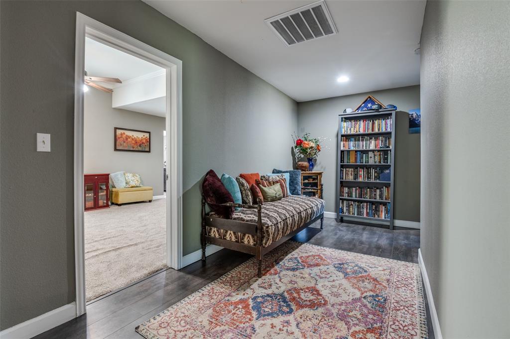 411 E Ross Street Property Photo 19