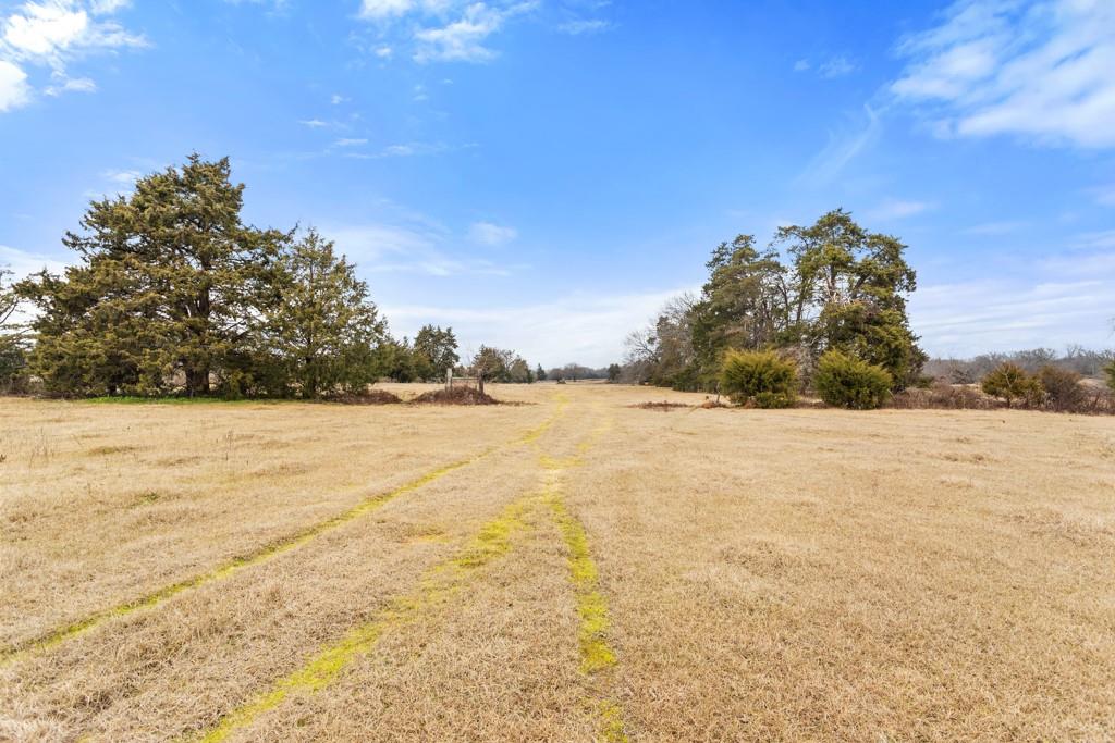 000 Hwy 110 Property Photo 14