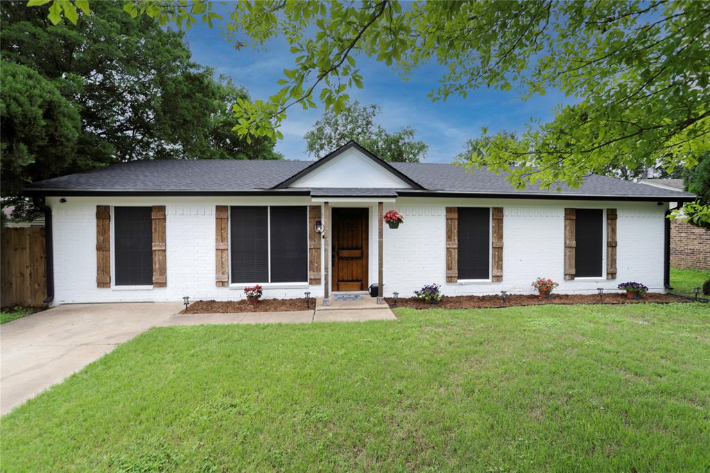 212 Mclennan Road Property Photo