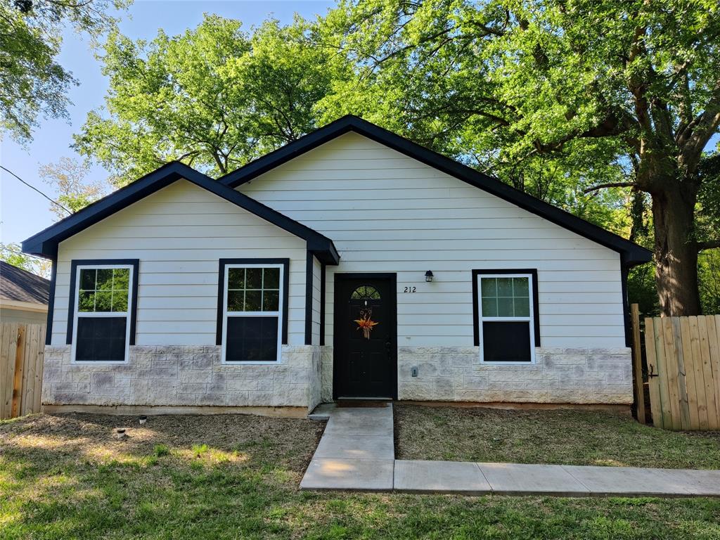 212 Lenox Property Photo