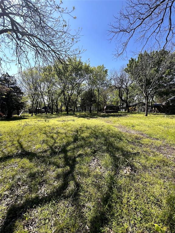405 W Grand Street Property Photo