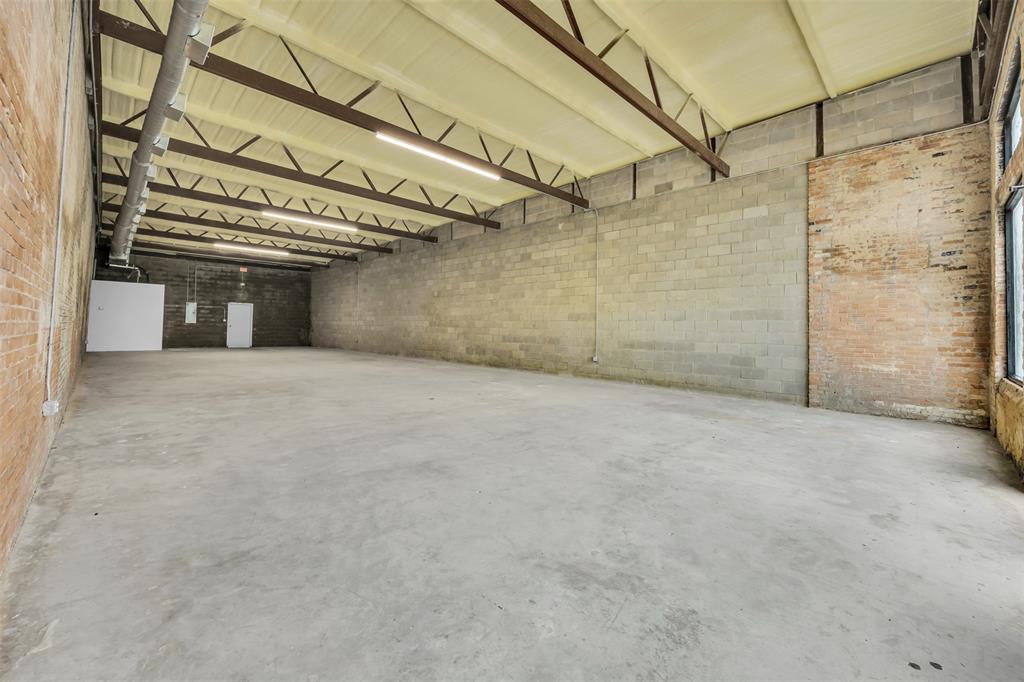 118 E Calhoun Street Property Photo 4