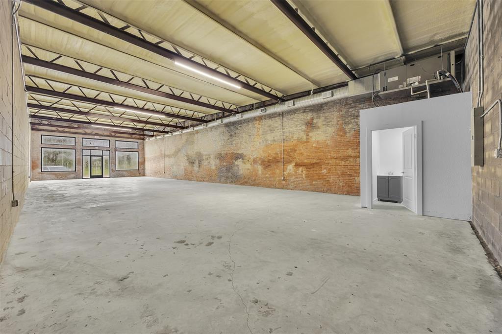 118 E Calhoun Street Property Photo 6