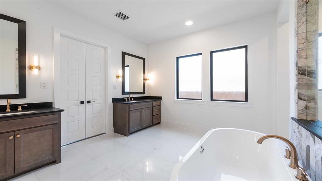 3520 Melvina Drive Property Photo 20