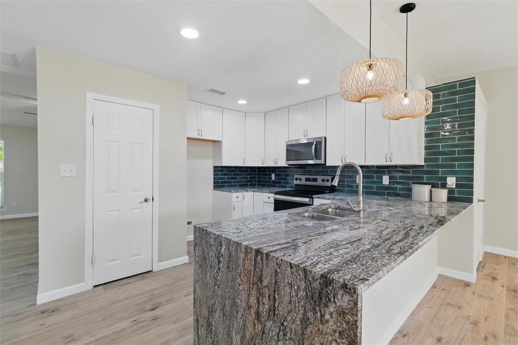 3638 Parkmont Street Property Photo