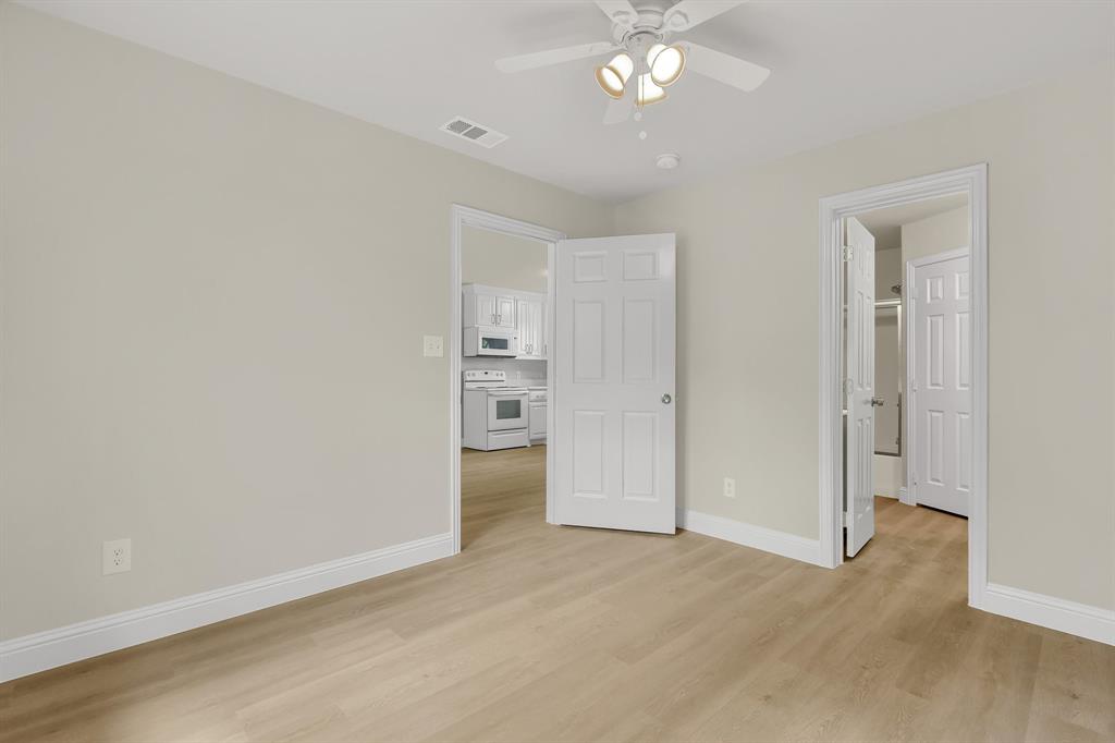 107 Houston Street Property Photo 13