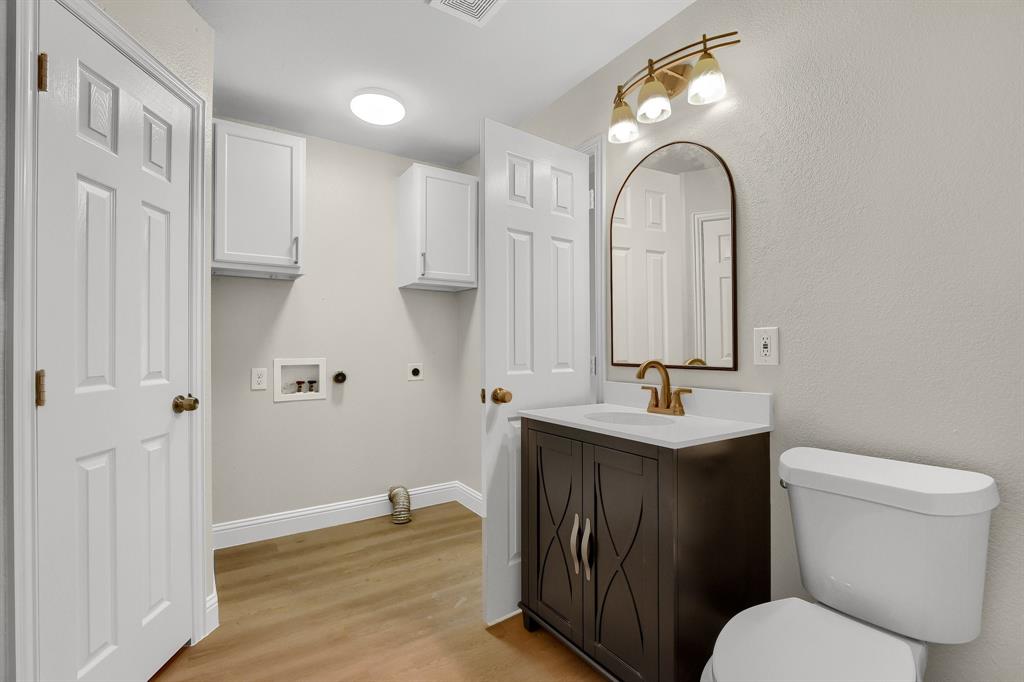 107 Houston Street Property Photo 14