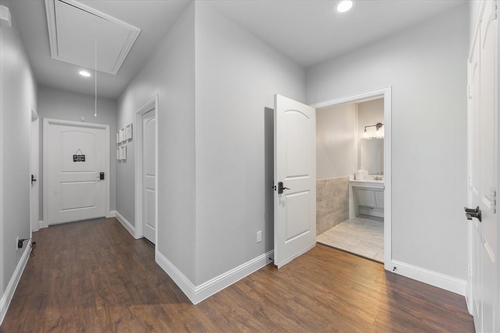 403 S Jackson Avenue Property Photo 11