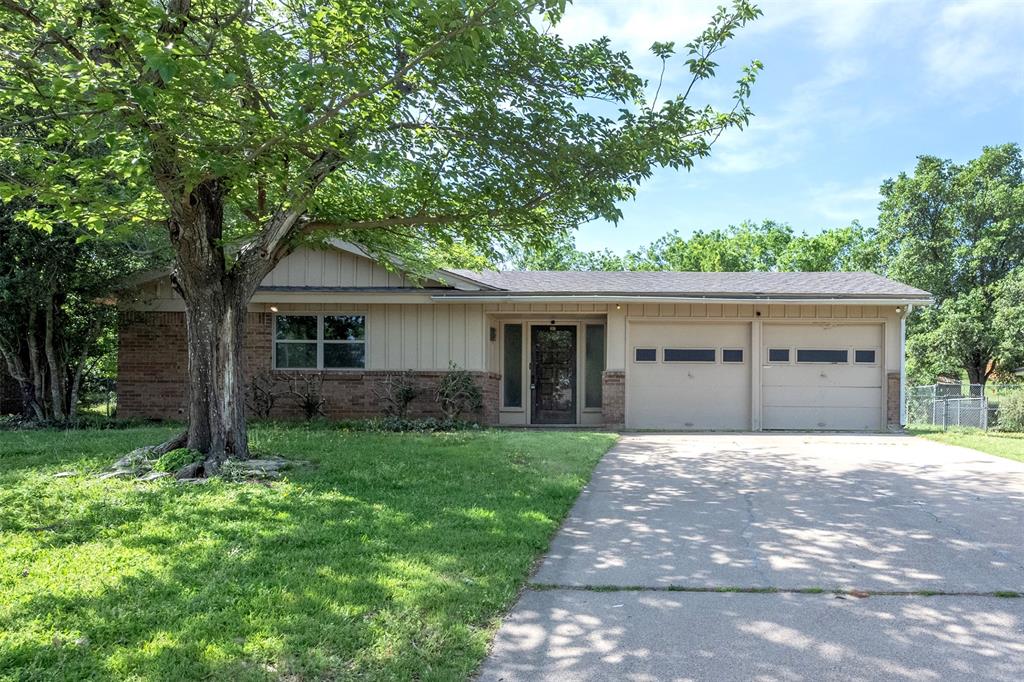 610 E Anderson Street Property Photo