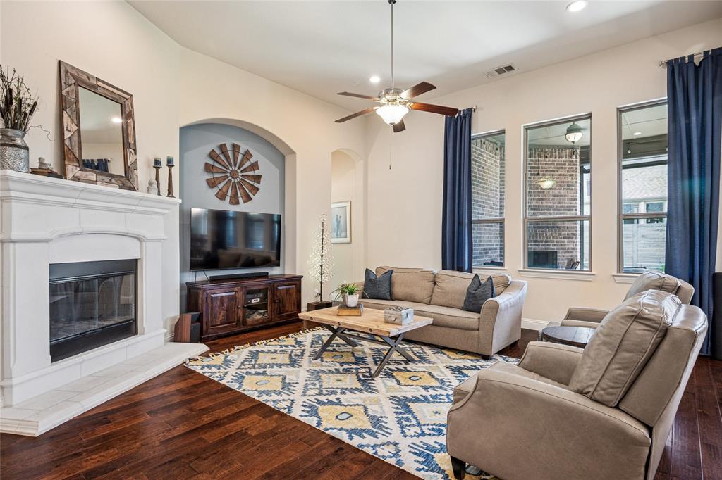 1425 10th Street Property Photo 1