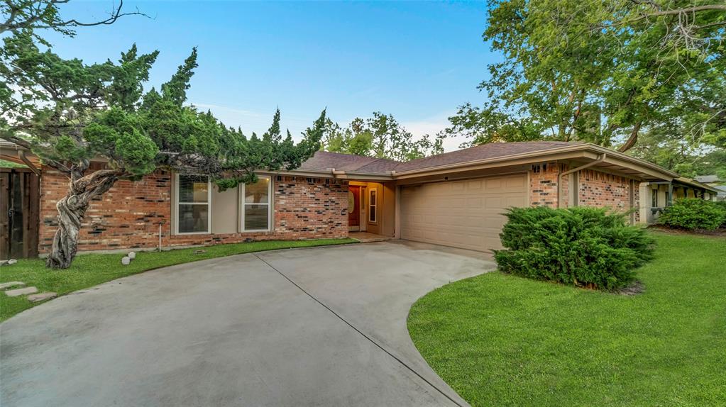908 Firestone Lane Property Photo