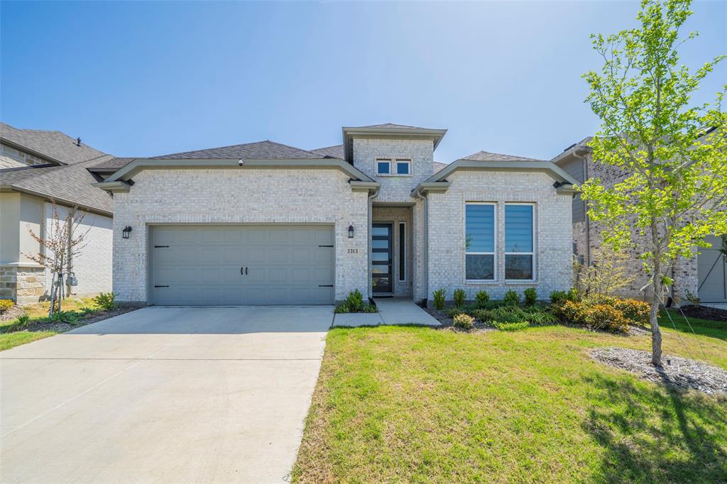 2313 Rosewood Way Property Photo