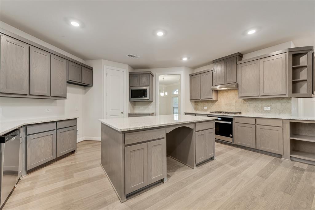 6926 Prairieside Trail Property Photo 1