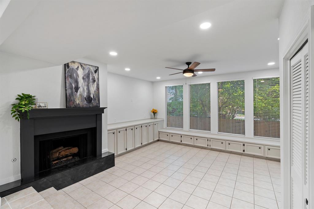 2204 Wood Cliff Court Property Photo 21