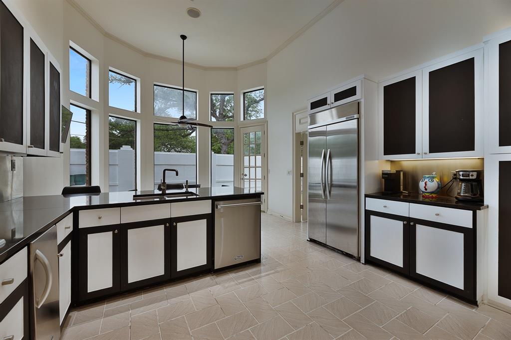 12103 Talmay Drive Property Photo 7