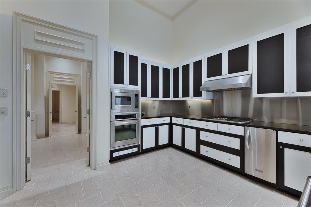 12103 Talmay Drive Property Photo 9