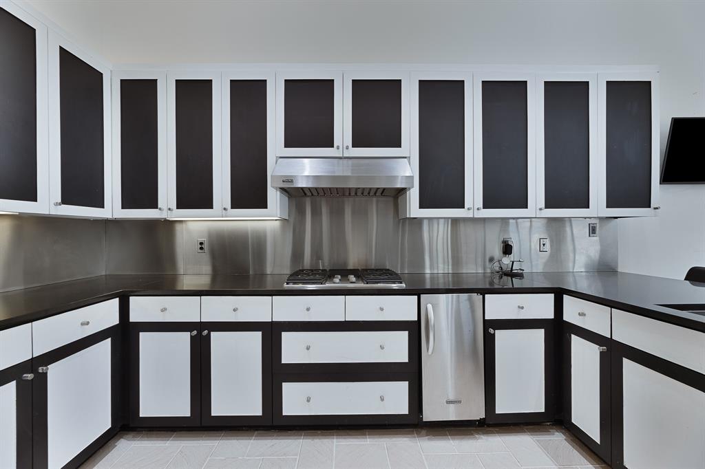 12103 Talmay Drive Property Photo 10