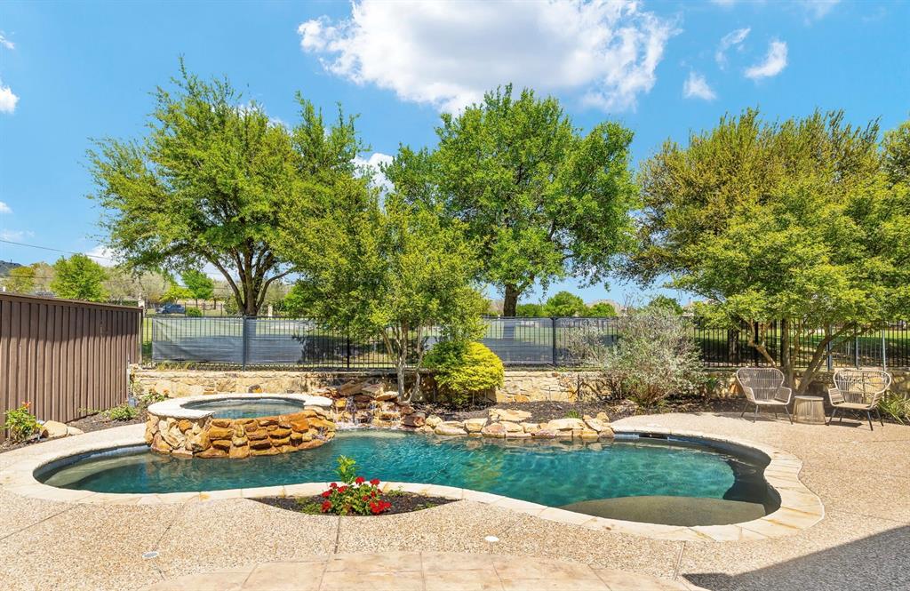721 Table Rock Drive Property Photo