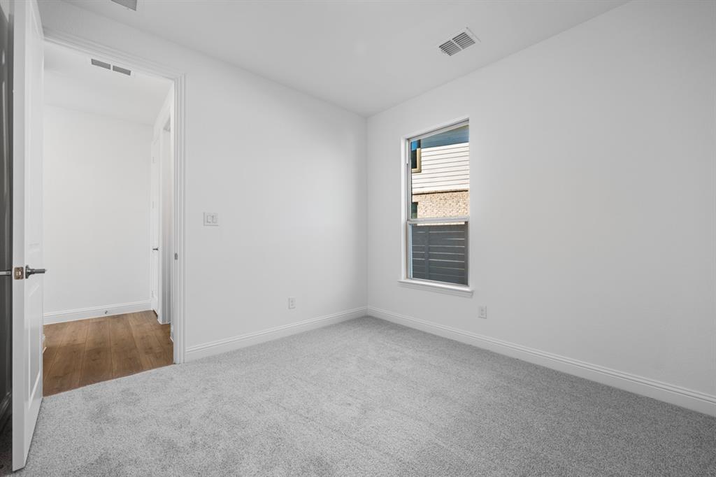 1521 Ginger Lane Property Photo 13